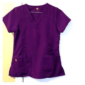 Wonder Wink 4-stretch scrub top- purple